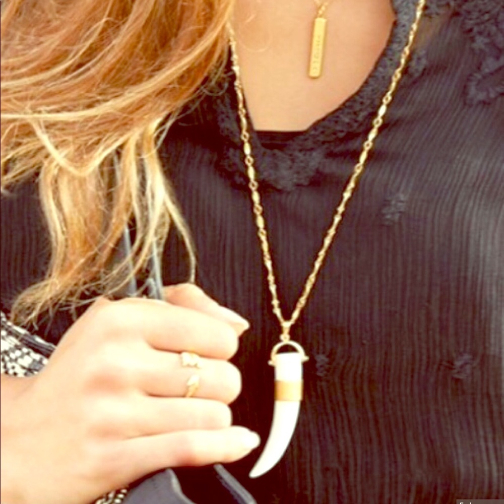 Stella & Dot Sabertooth